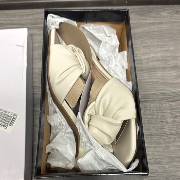 ALFANI Womens Ivory Knotted Strap Cushioned Niah Square Toe Kitten Heel - Picture 2 of 6